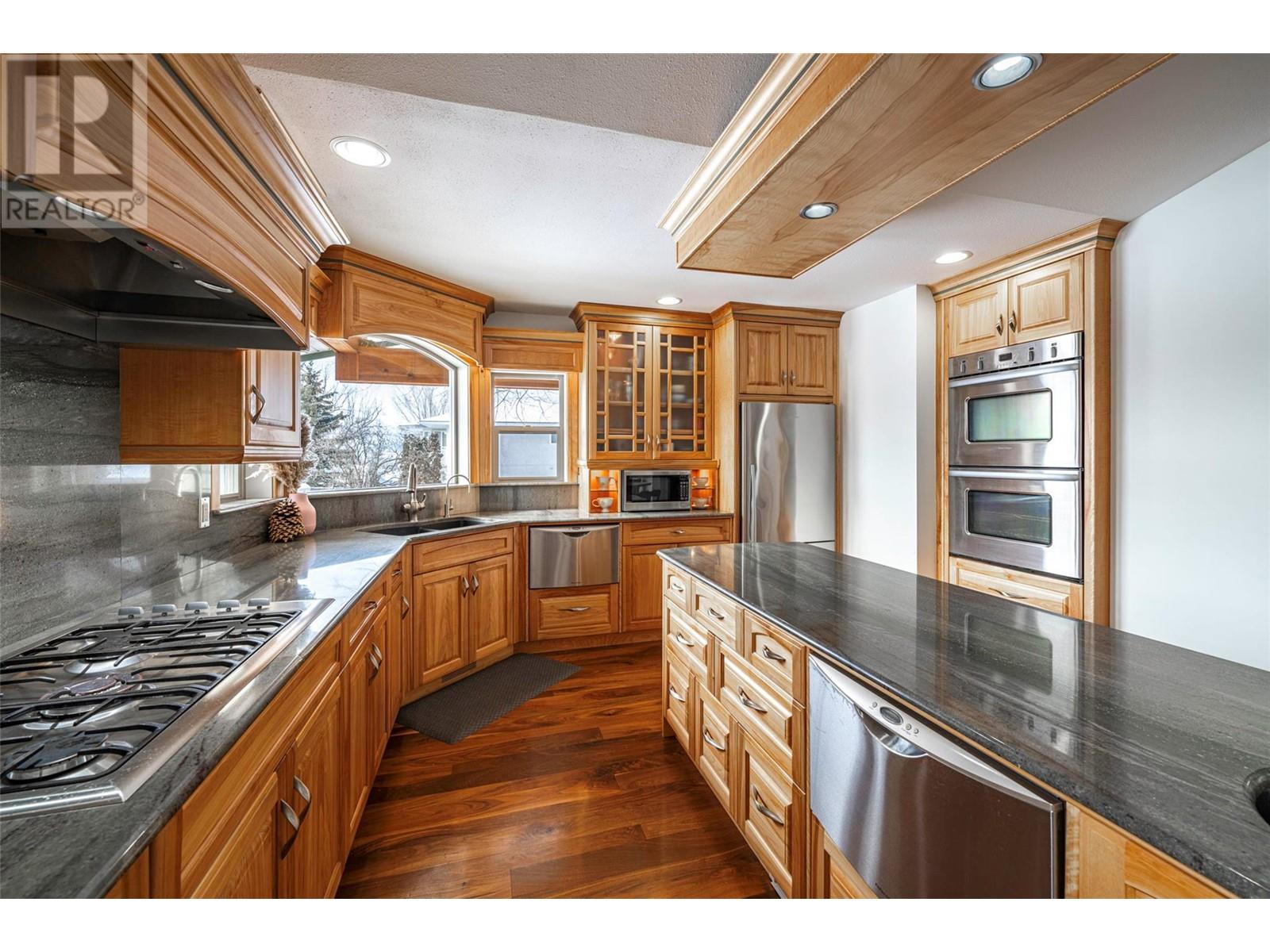 632 Pottery Road, Vernon, British Columbia  V1B 3A6 - Photo 16 - 10335027