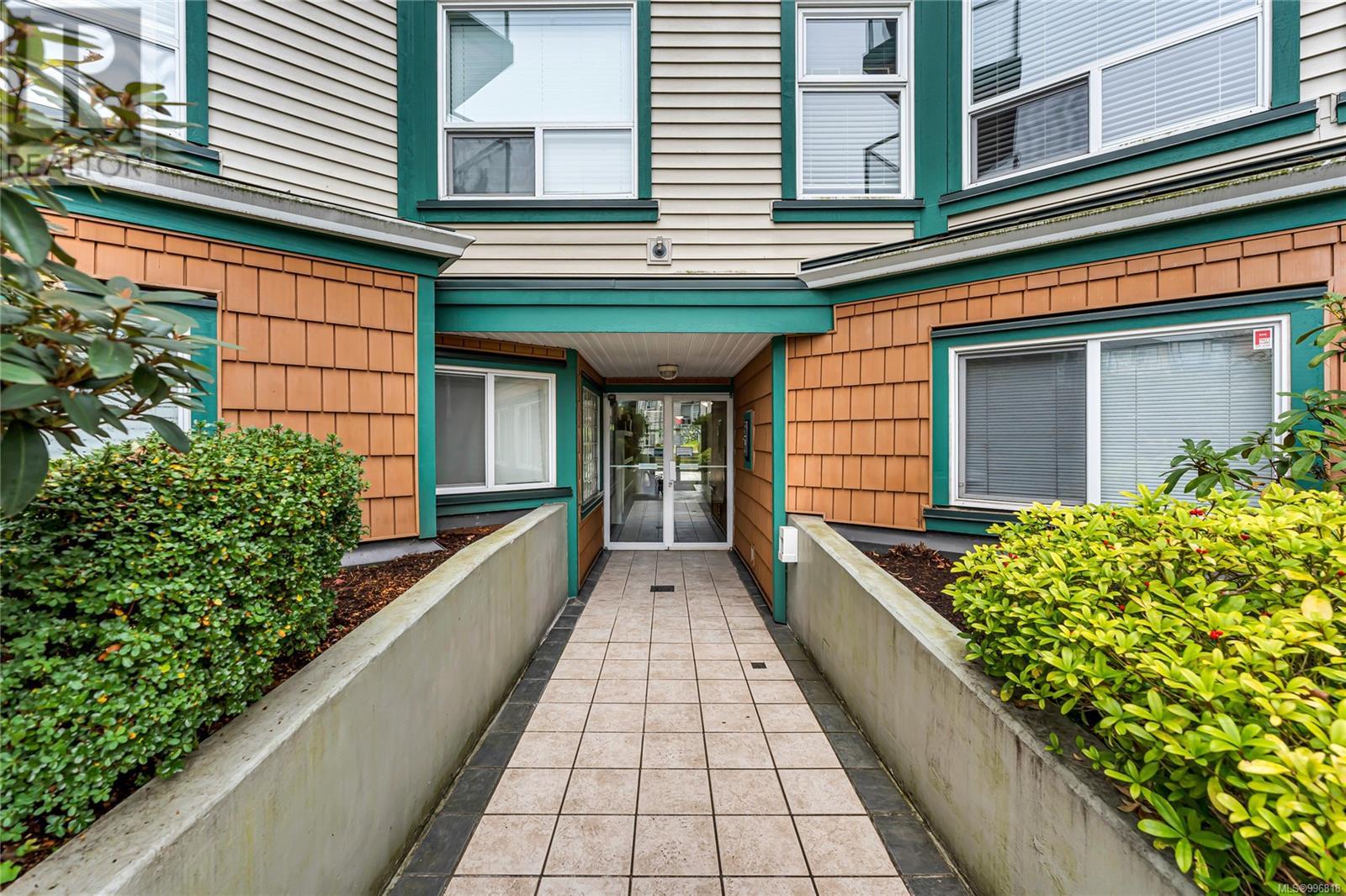 Property at 309 898 Vernon Ave image 2