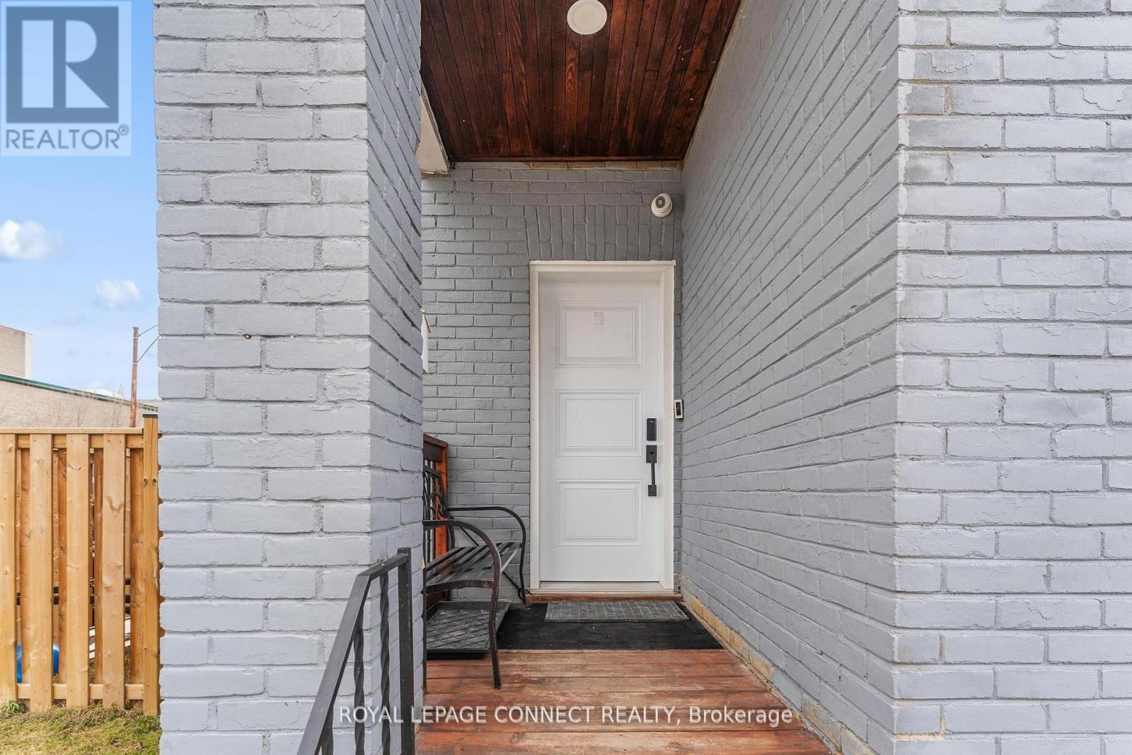 Property at 95 RICHMOND STREET W image 3