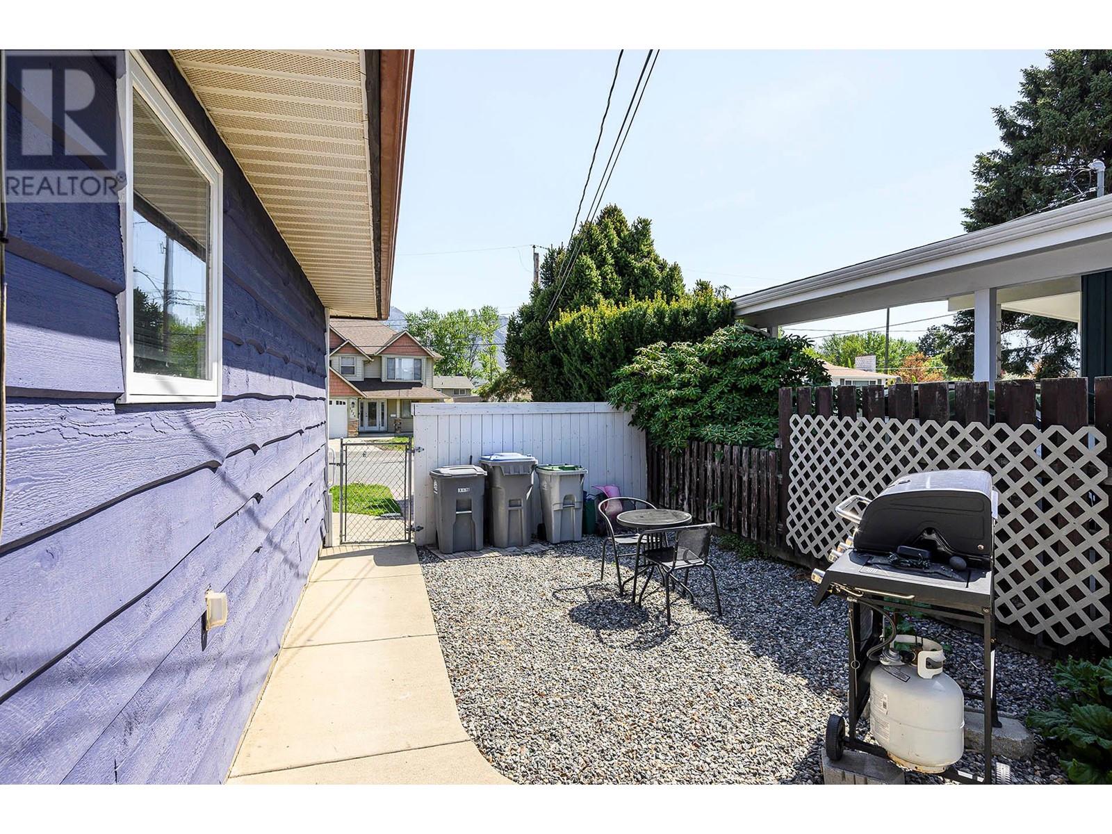 1021 Dundas Street, Kamloops, British Columbia  V2B 2T1 - Photo 47 - 10345793
