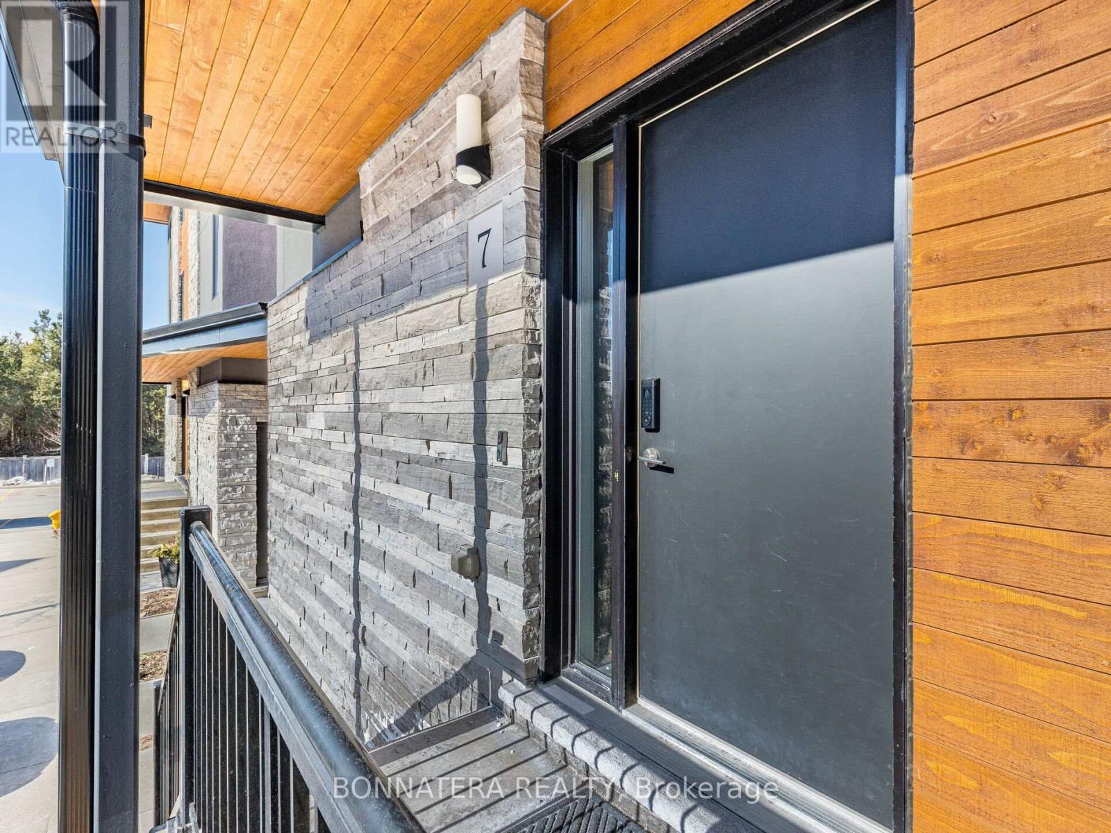 Property at 7 - 32 ARKELL ROAD image 4