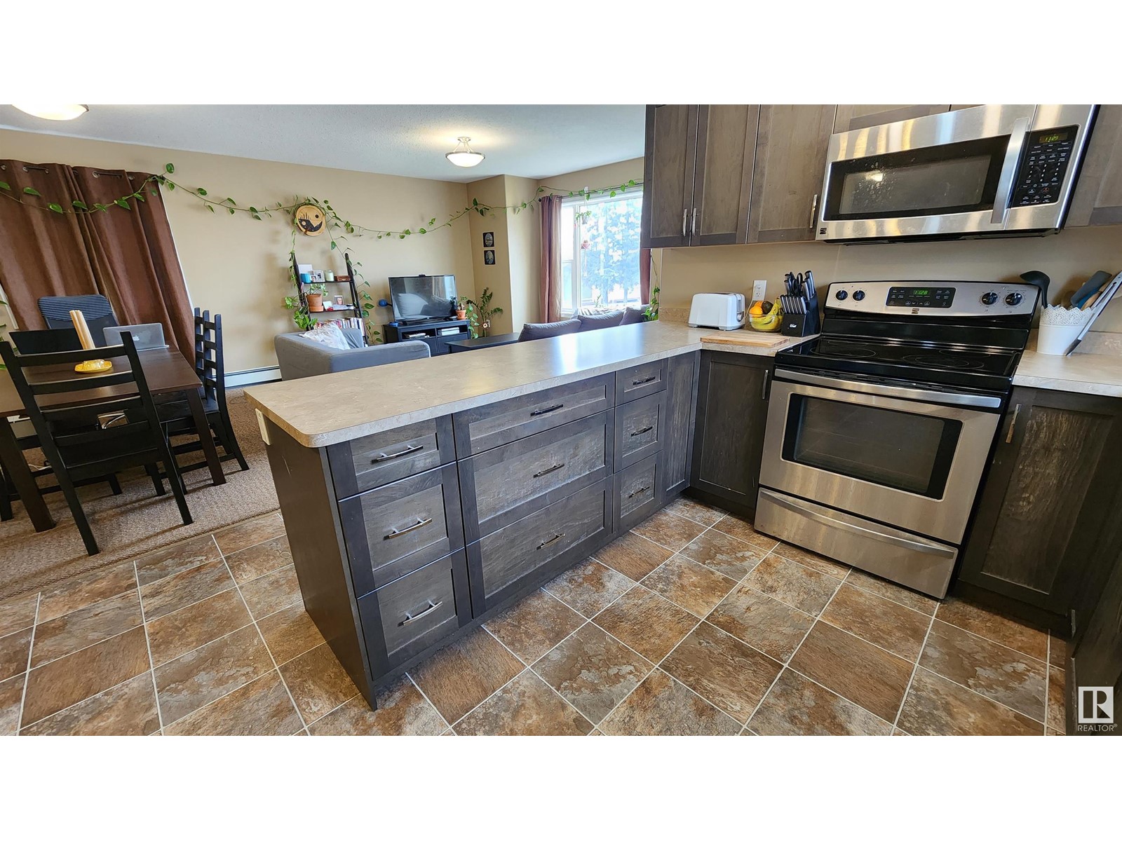 4910 51 Av, Elk Point, Alberta  T0A 1A0 - Photo 11 - E4433499