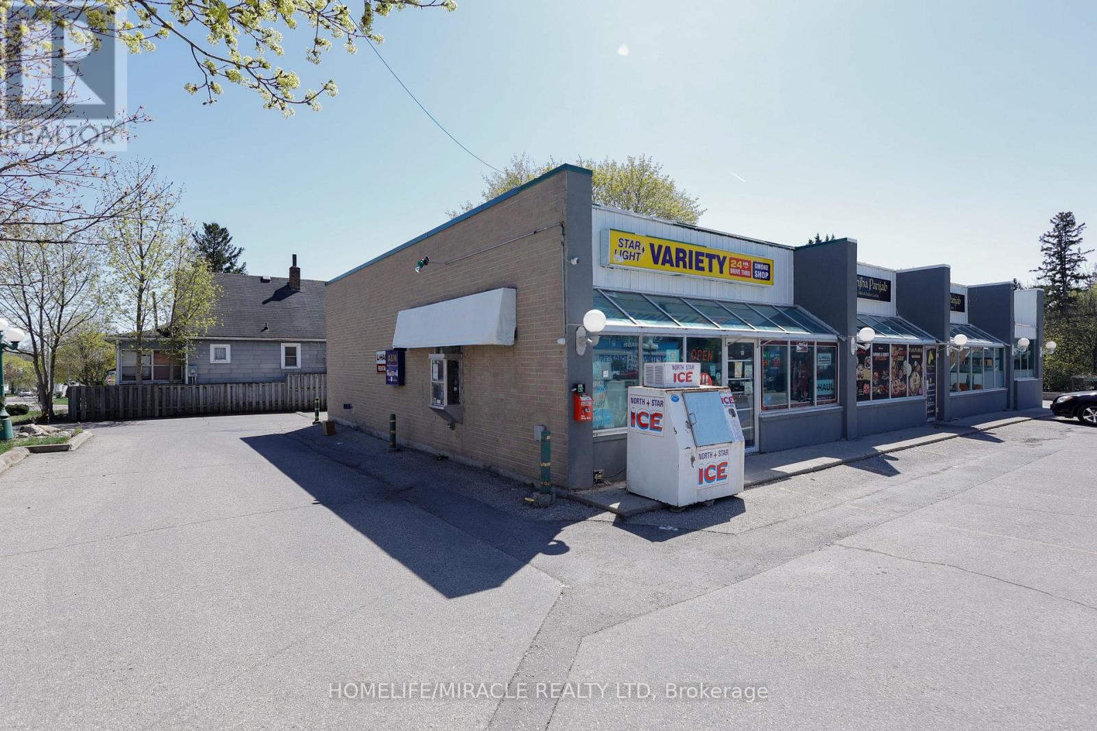 780 Dundas Street, Woodstock, Ontario  N4S 1E9 - Photo 7 - X12114138