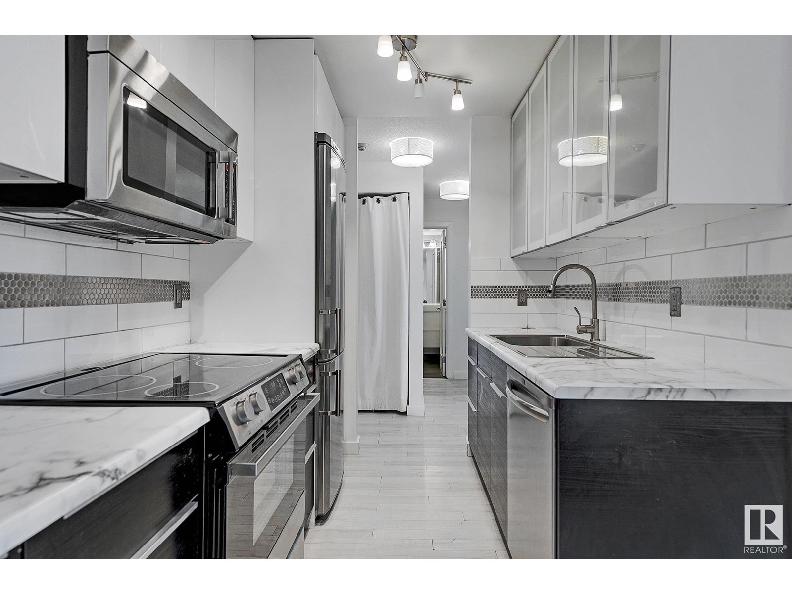 #207 10345 123 St Nw, Edmonton, Alberta  T5N 1N5 - Photo 7 - E4433500