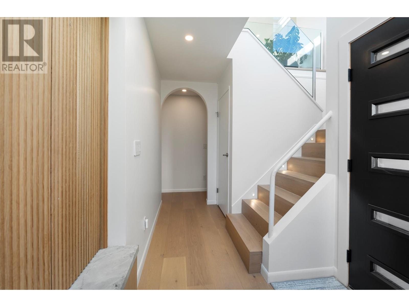 4863 Cambridge Street, Burnaby, British Columbia  V5C 1H9 - Photo 13 - R2994299