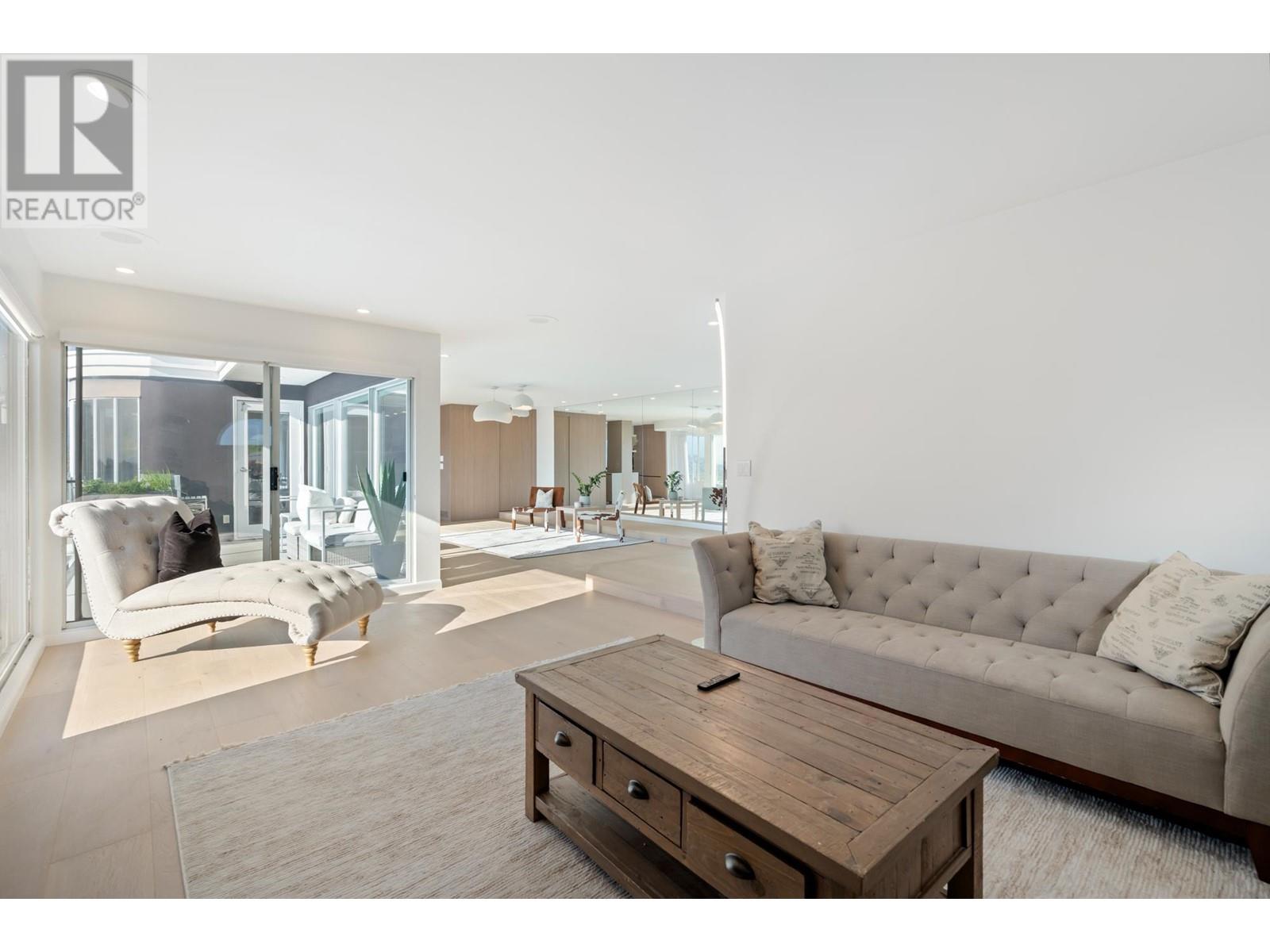 4863 Cambridge Street, Burnaby, British Columbia  V5C 1H9 - Photo 36 - R2994299