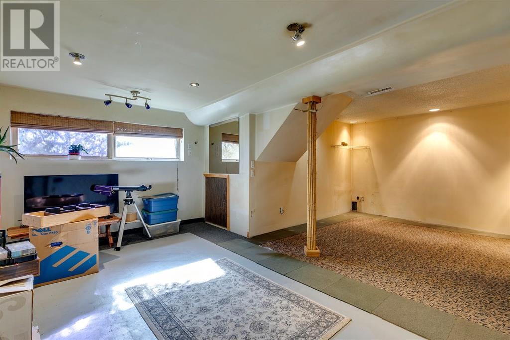 199 Erin Woods Drive Se, Calgary, Alberta  T2B 2V7 - Photo 26 - A2212038