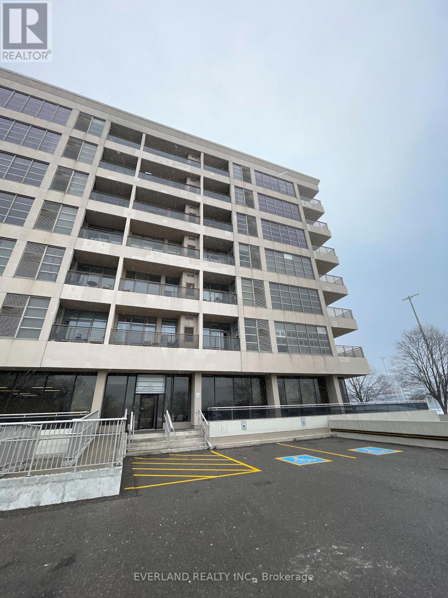 7 - 1 Leaside Park Drive, Toronto, Ontario  M4H 1R1 - Photo 2 - C11998580