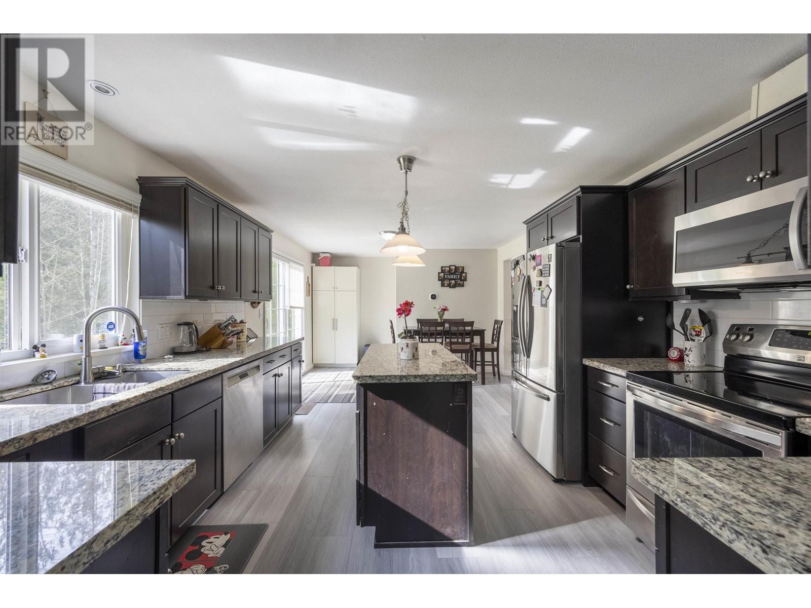 13011 250 Street, Maple Ridge, British Columbia  V4R 2G1 - Photo 15 - R2996442