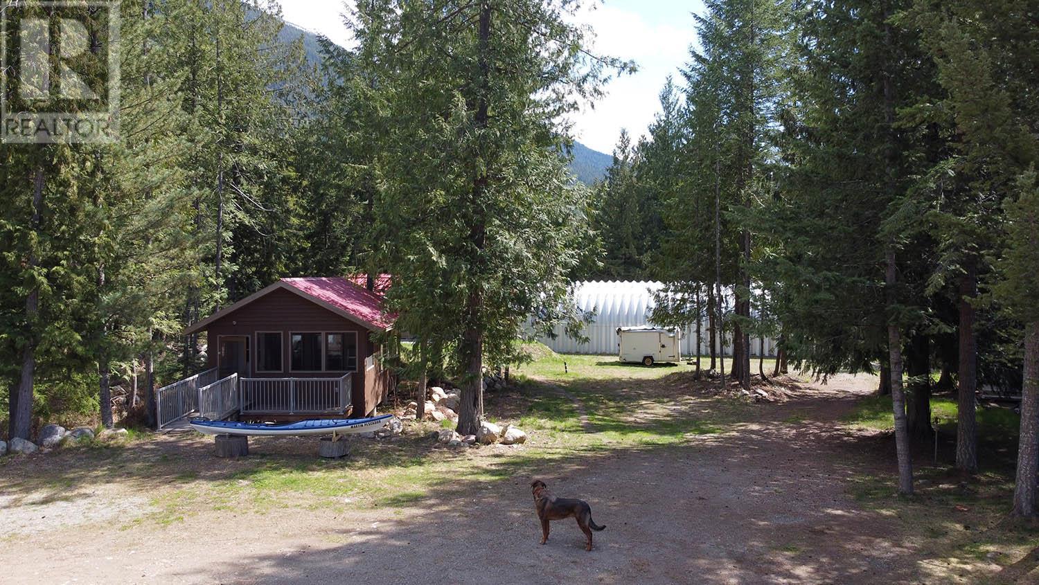 16424 Wadds Road, Crawford Bay, British Columbia  V0B 1E0 - Photo 86 - 10344514