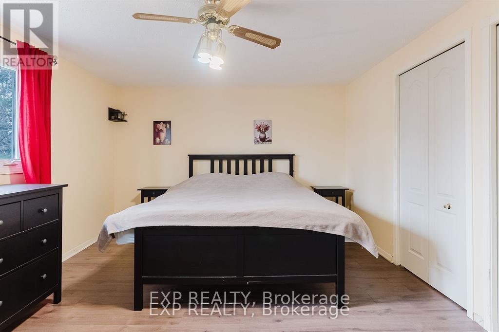 4 Parklane Court, Ottawa, Ontario  K1B 3H2 - Photo 15 - X12114168