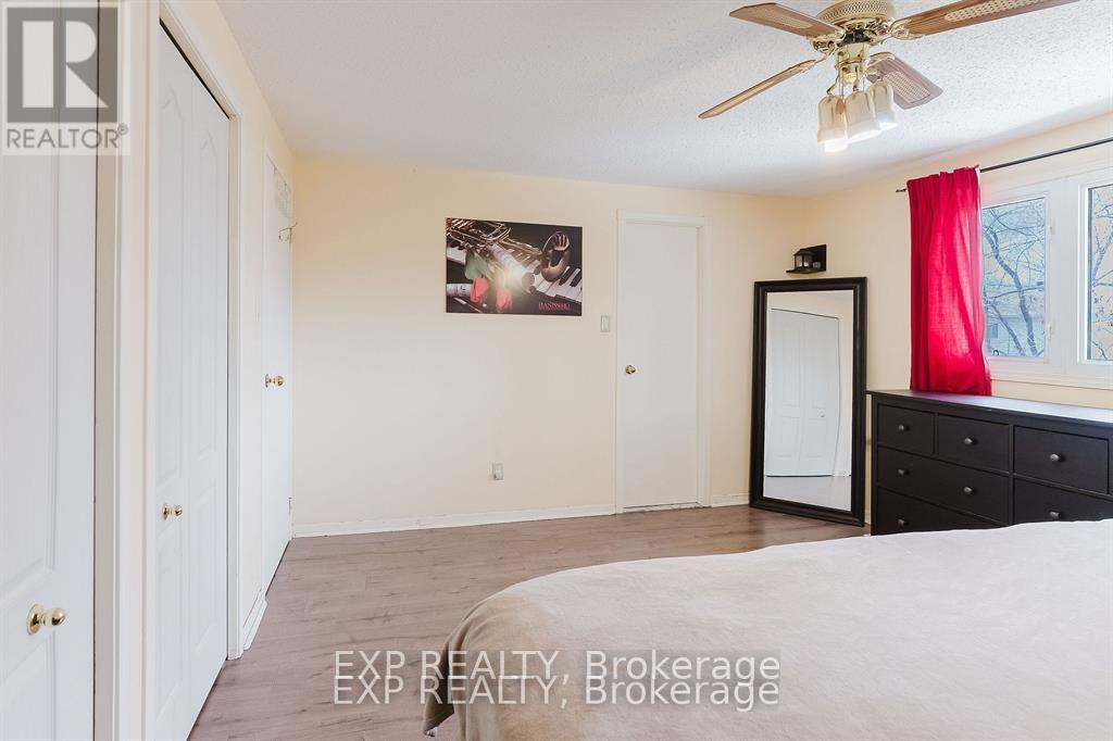 4 Parklane Court, Ottawa, Ontario  K1B 3H2 - Photo 17 - X12114168