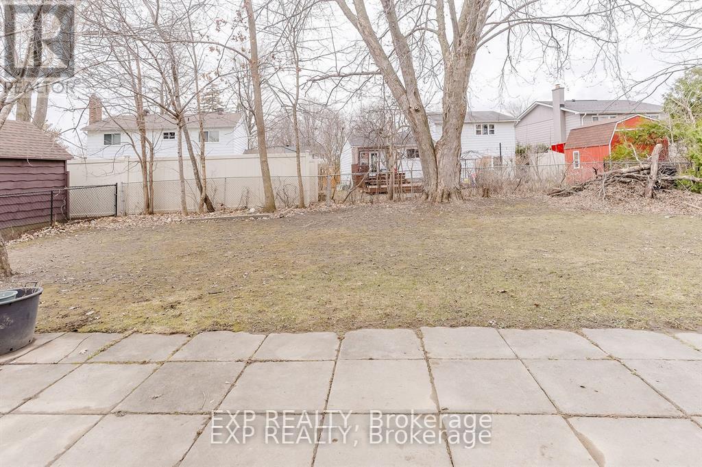 4 Parklane Court, Ottawa, Ontario  K1B 3H2 - Photo 20 - X12114168