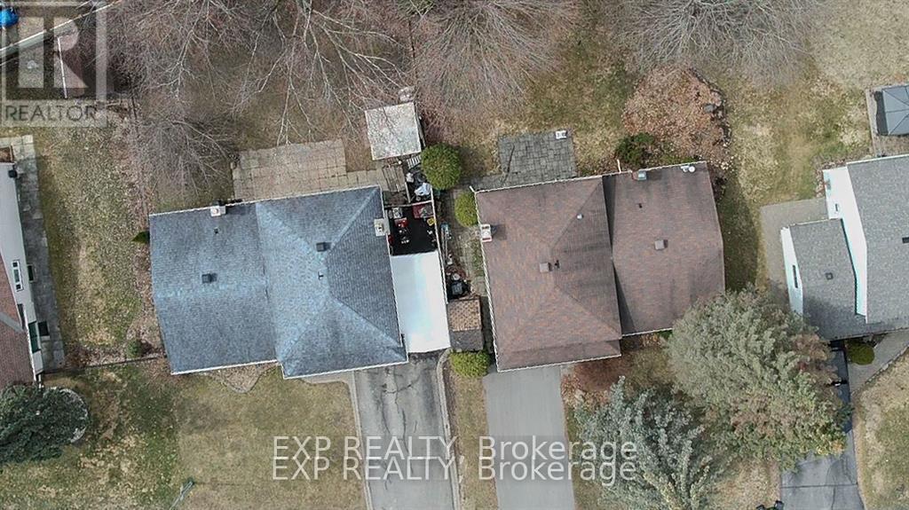 4 Parklane Court, Ottawa, Ontario  K1B 3H2 - Photo 22 - X12114168