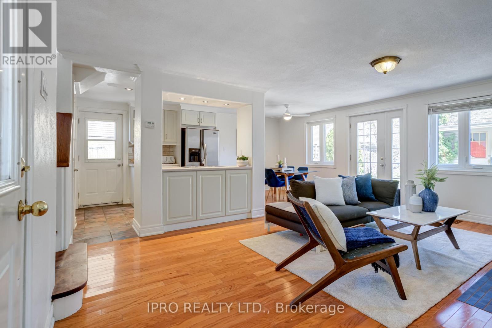 Property at 239 BICKNELL AVENUE image 5