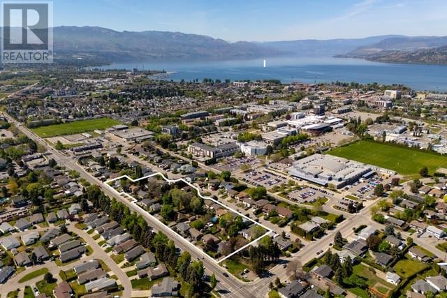 2913 Bouvette Street, Kelowna, British Columbia  V1Y 3K5 - Photo 3 - 10345686