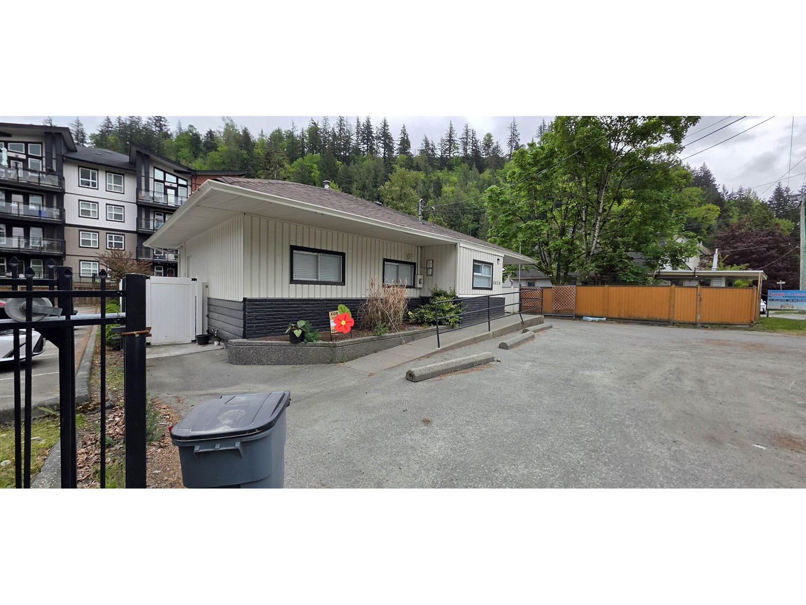 Property at 5430 VEDDER ROAD image