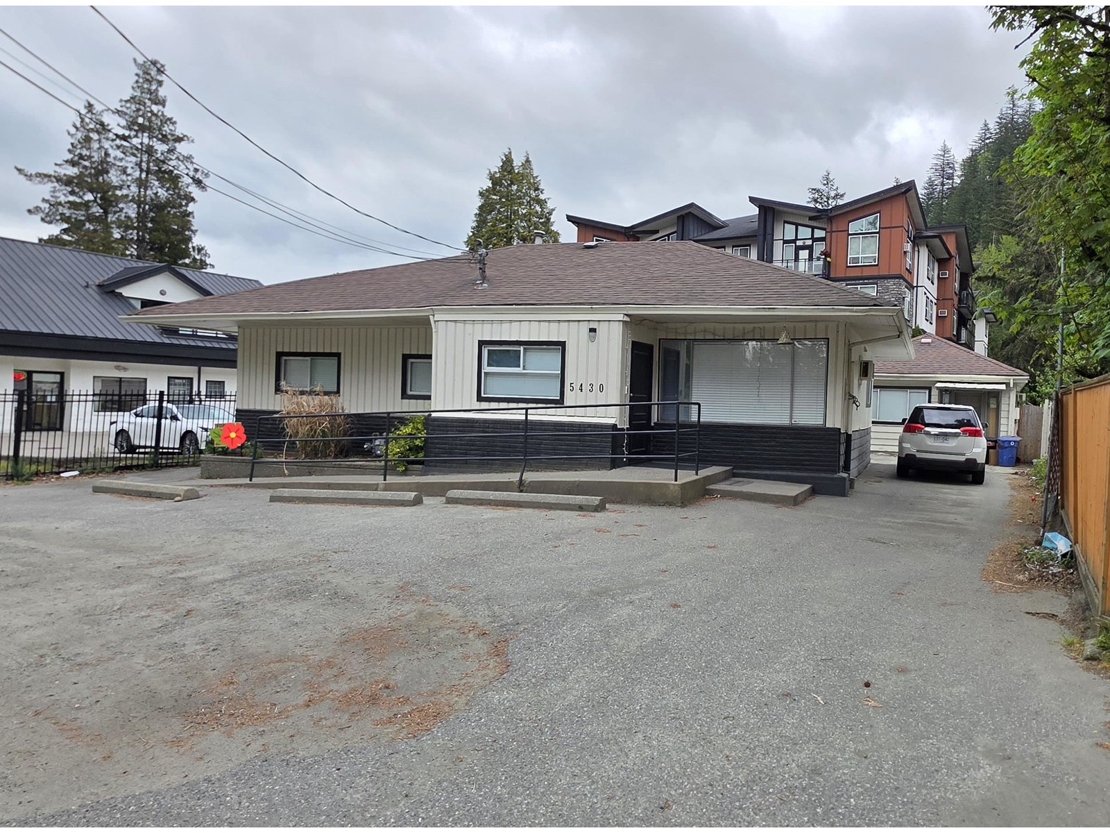 Property at 5430 VEDDER ROAD image