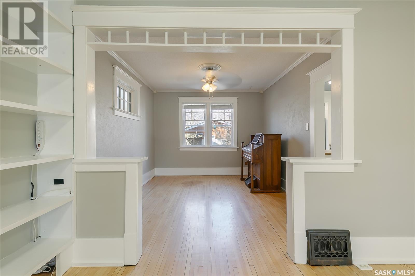2204 Elphinstone Street, Regina, Saskatchewan  S4T 3N8 - Photo 8 - SK002702