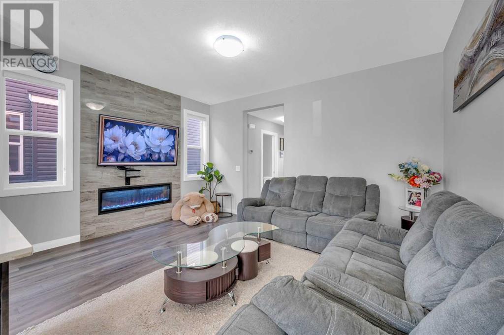 415 Redstone Drive Ne, Calgary, Alberta  T3N 0R1 - Photo 11 - A2215967