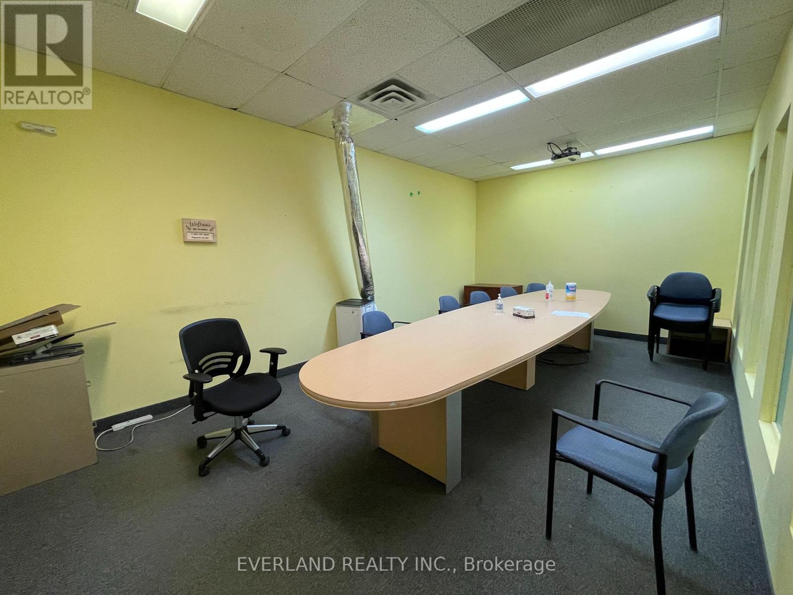 7 & 8 - 1 Leaside Park Drive, Toronto (Thorncliffe Park), Ontario  M4H 1R1 - Photo 18 - C11992526
