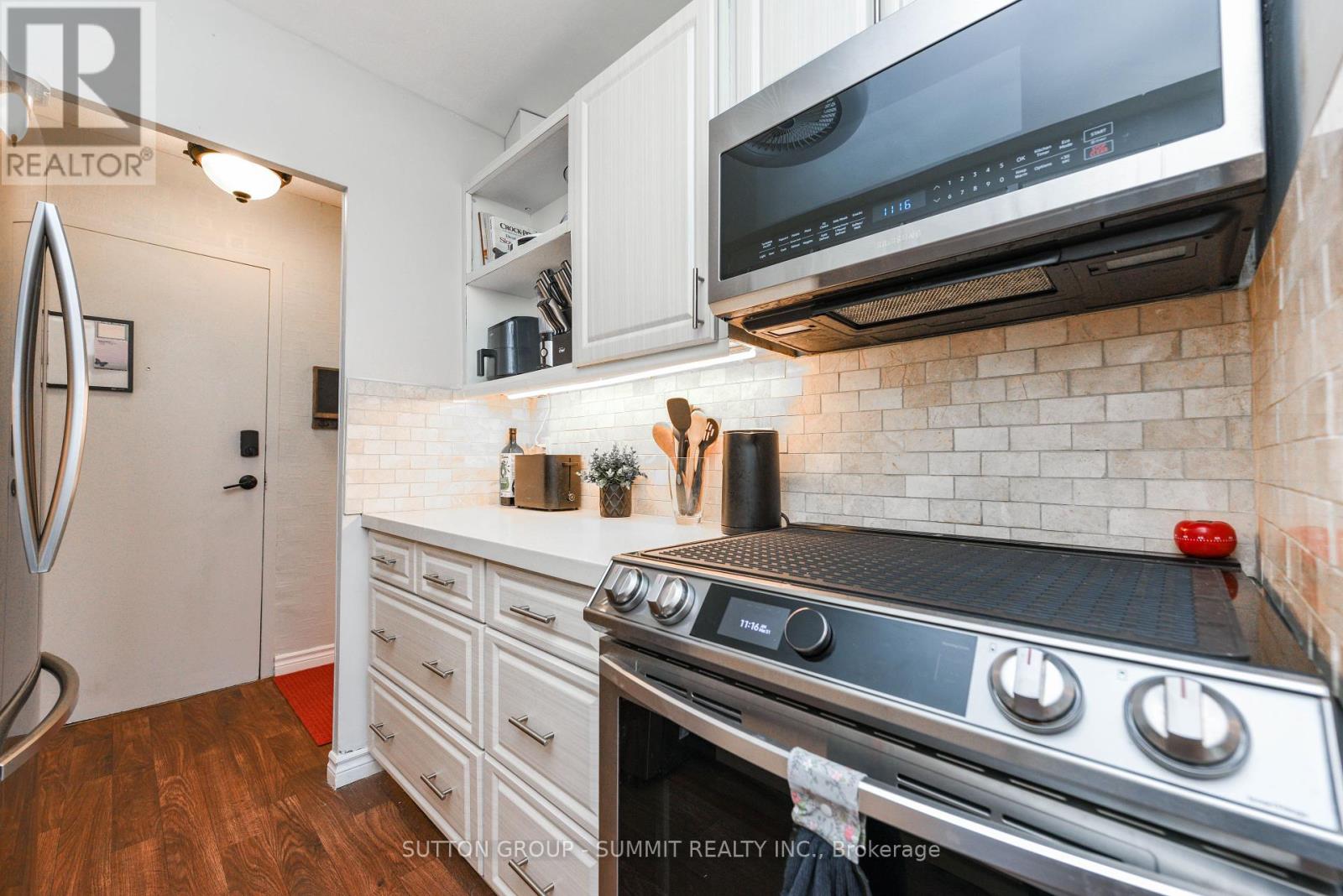 Property at 408 - 2485 WOKING CRESCENT image 3