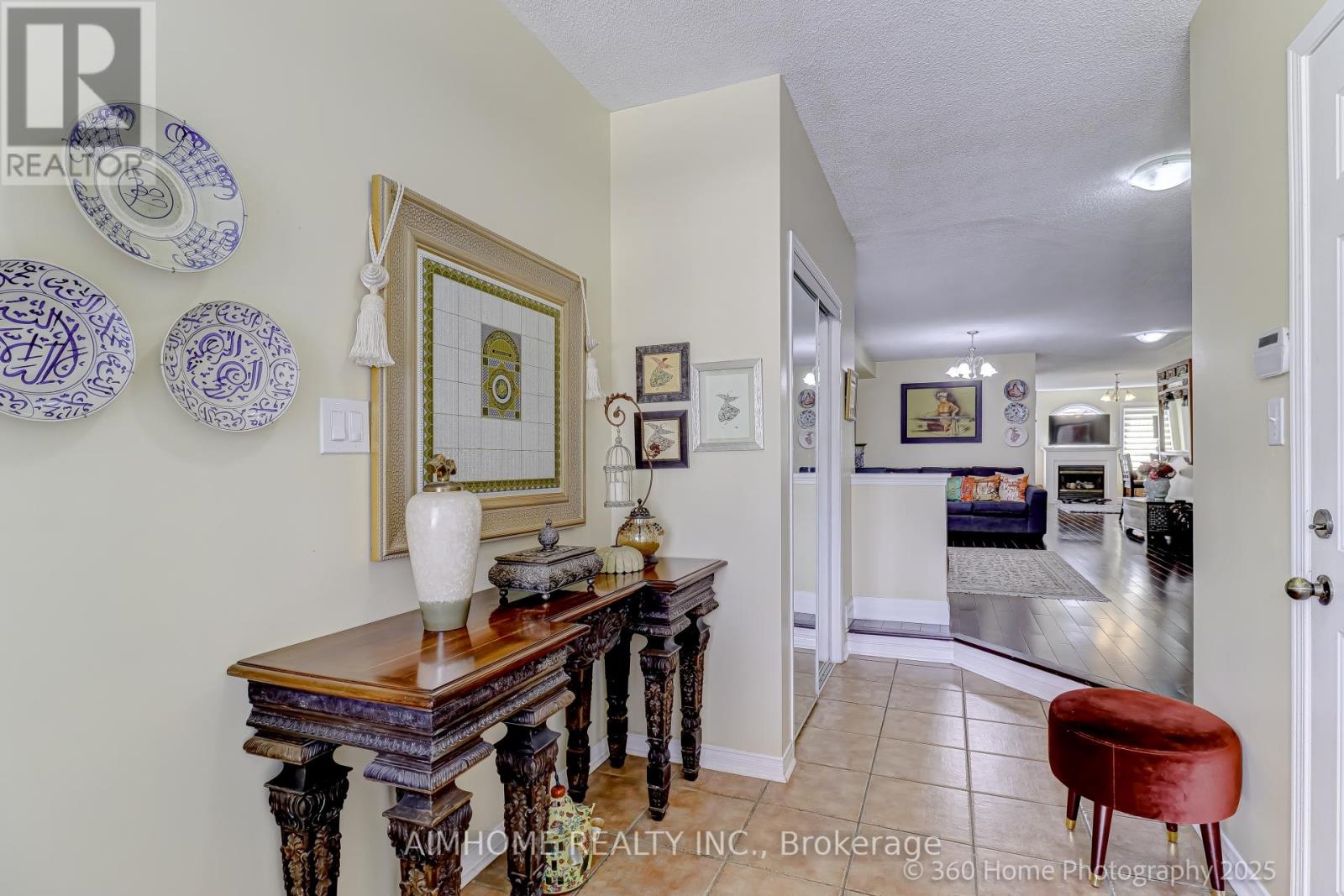 Property at 5872 YACHTSMAN CROSSING BOULEVARD image 2