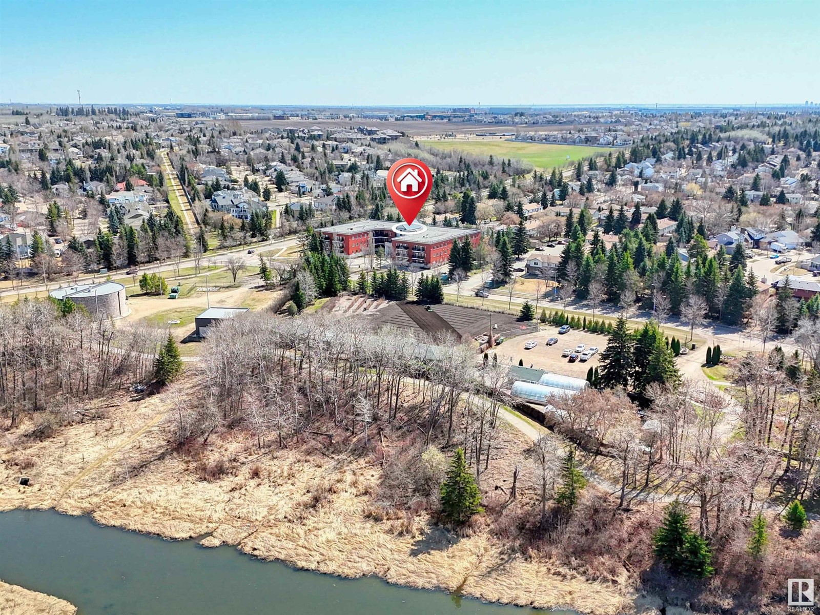 Property at #105 260 STURGEON RD image 3