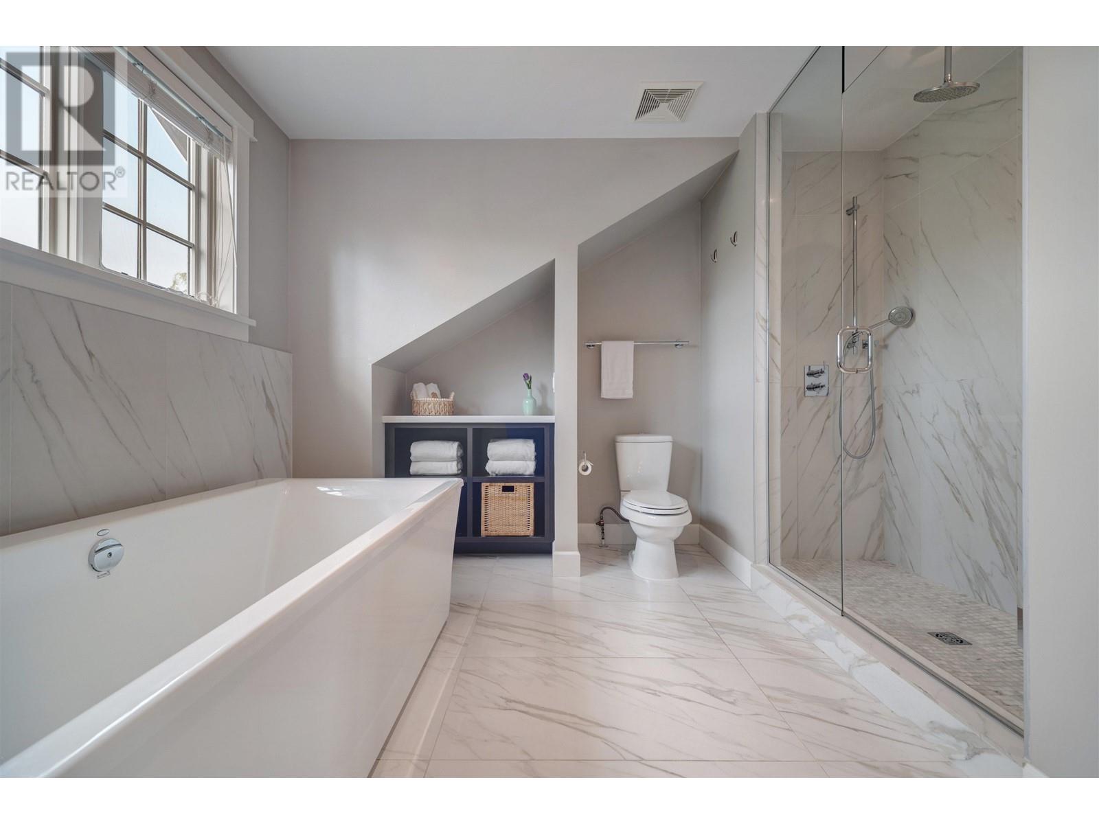 3011 W 8th Avenue, Vancouver, British Columbia  V6K 2C2 - Photo 15 - R2994808