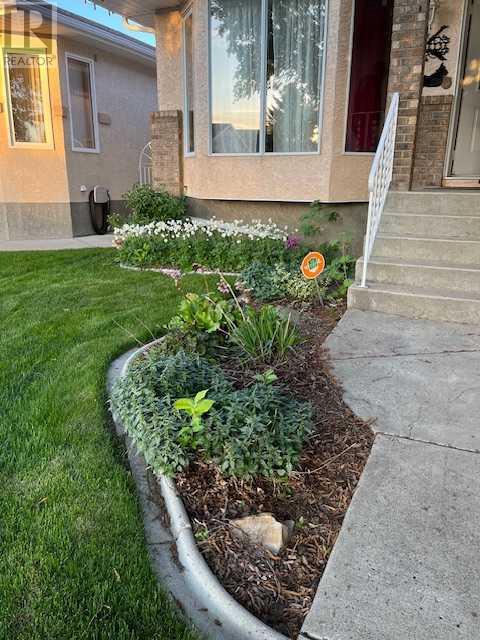 Property at 39 Cougar Road N image 1