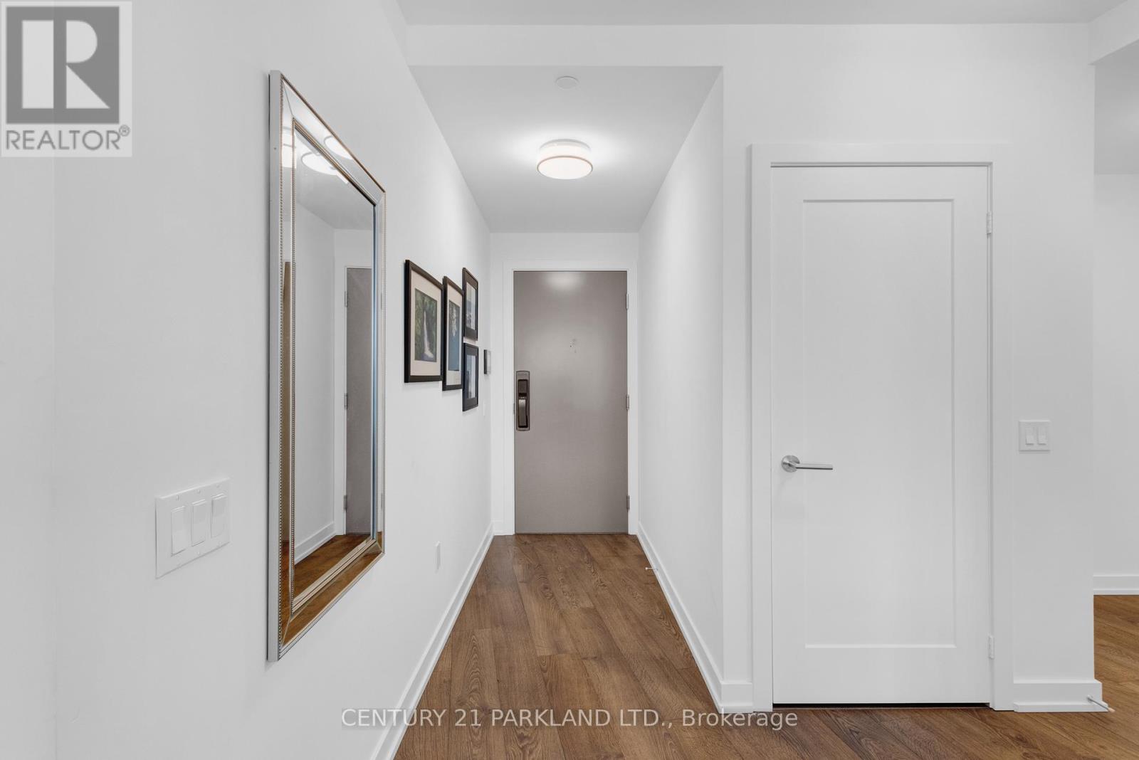 2801 - 10 York Street, Toronto, Ontario  M5J 0E1 - Photo 4 - C12114209