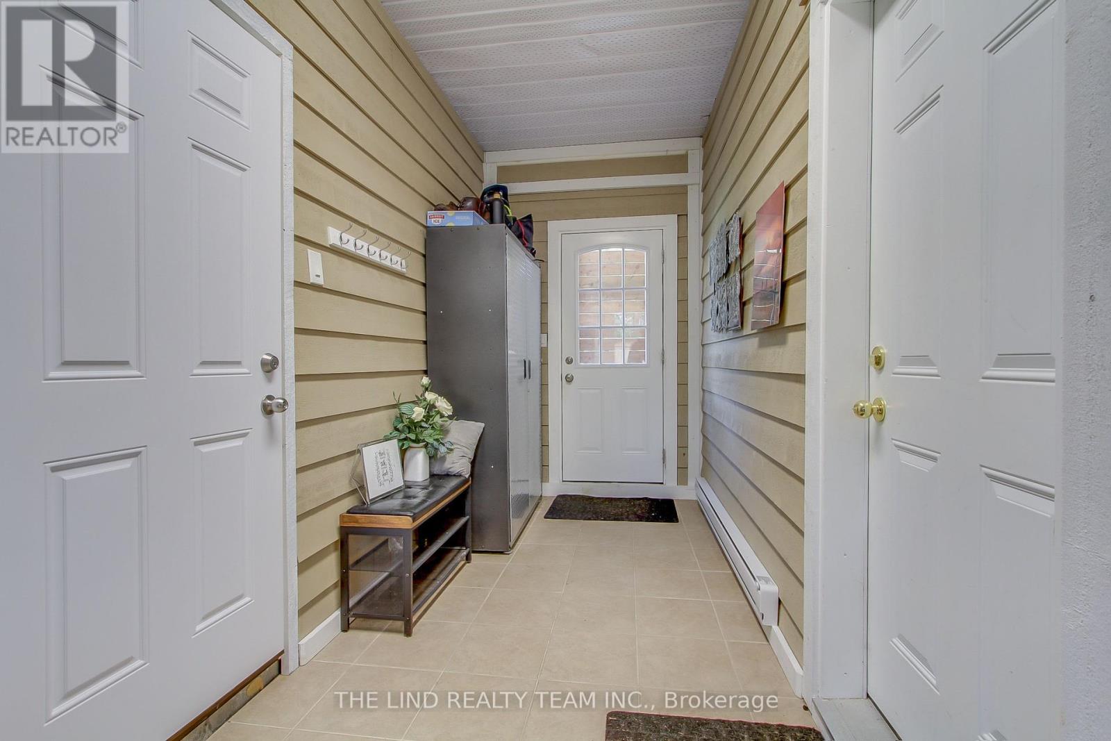 3934 Richview Road, Innisfil, Ontario  L9S 2L7 - Photo 18 - N12114215