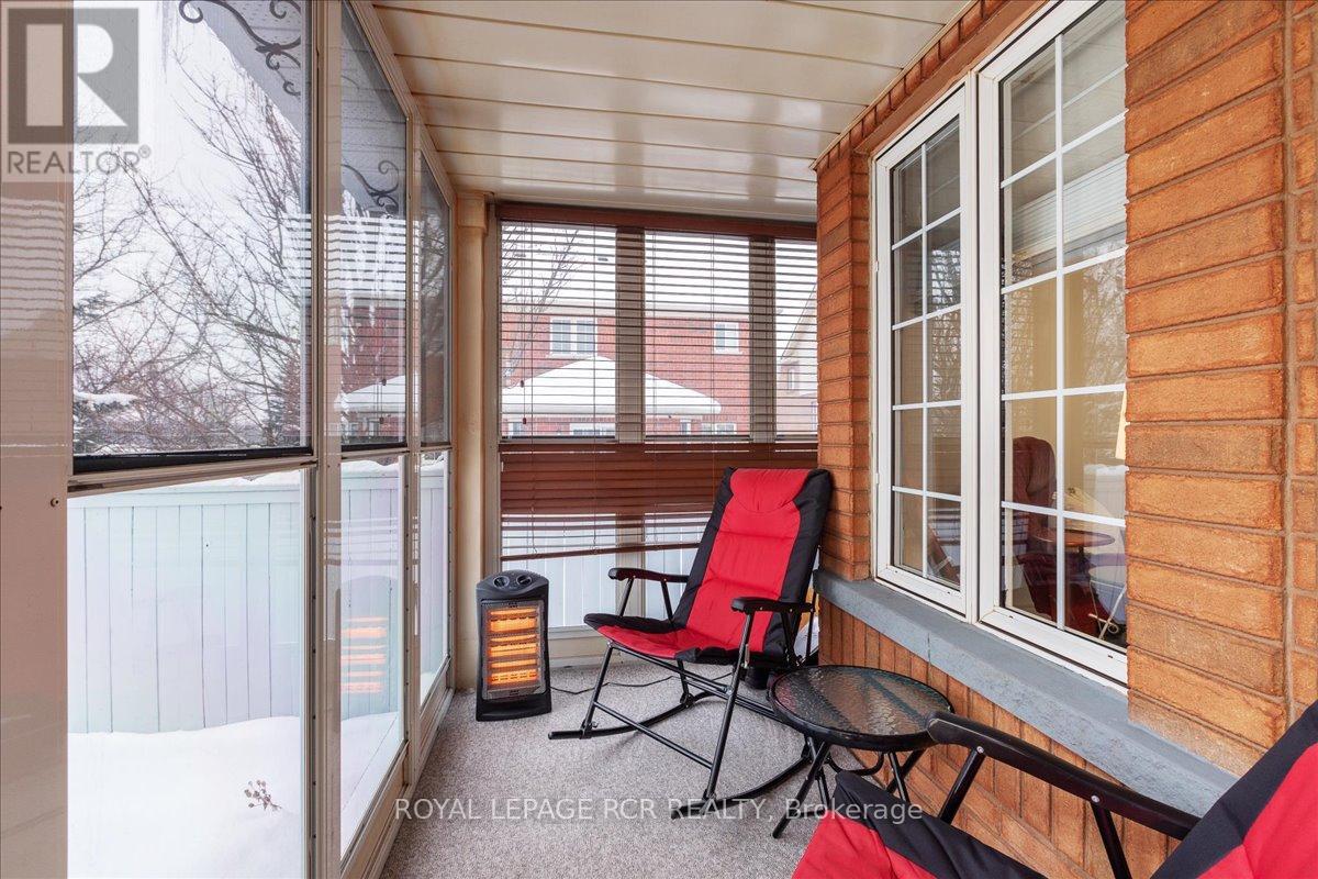 Property at 40 SILVERSTONE CRESCENT image 2