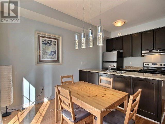 54 - 2435 Greenwich Drive, Oakville (Wm Westmount), Ontario  L6M 0S4 - Photo 6 - W12055173