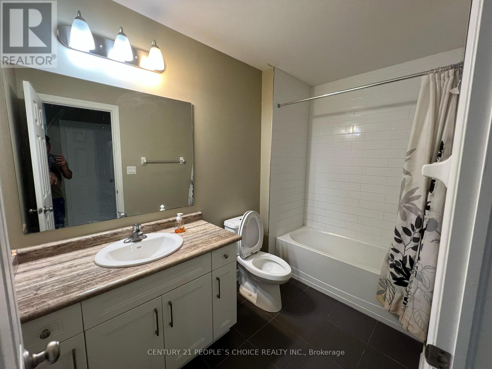 473 Avens Street, Waterloo, Ontario  N2V 0B6 - Photo 17 - X12105856