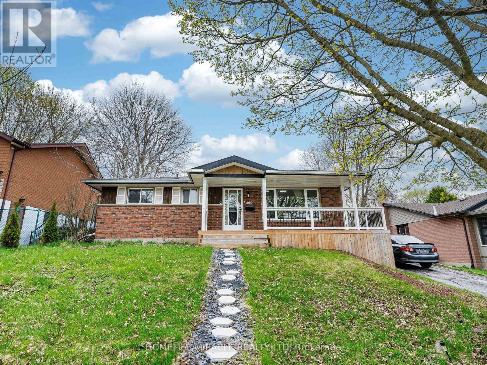 Property at 260 BROADVIEW AVENUE image 1