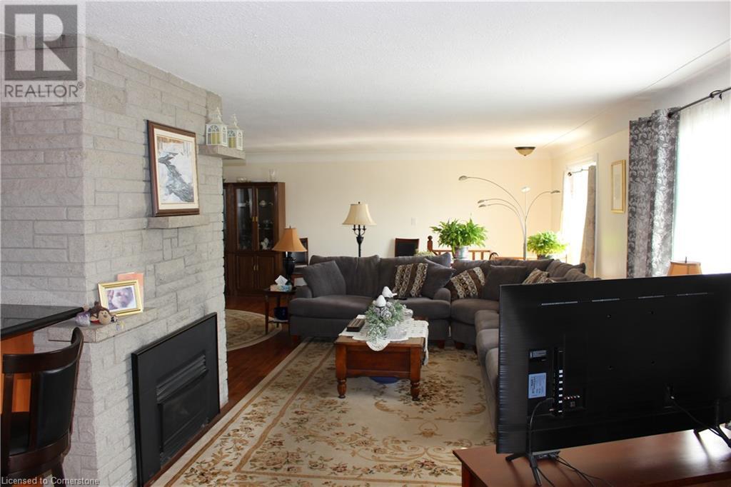 2112 Upper James Street, Mount Hope, Ontario  L0R 1W0 - Photo 5 - 40723223