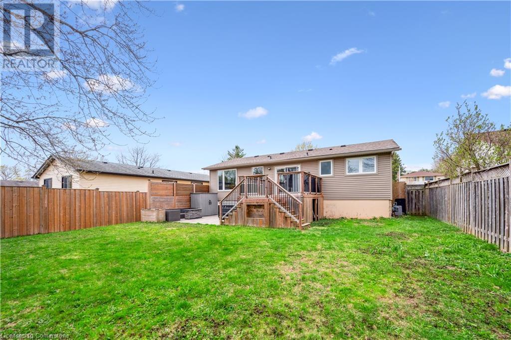 11 Fairmeadow Drive, Guelph, Ontario  N1H 6X2 - Photo 29 - 40723193