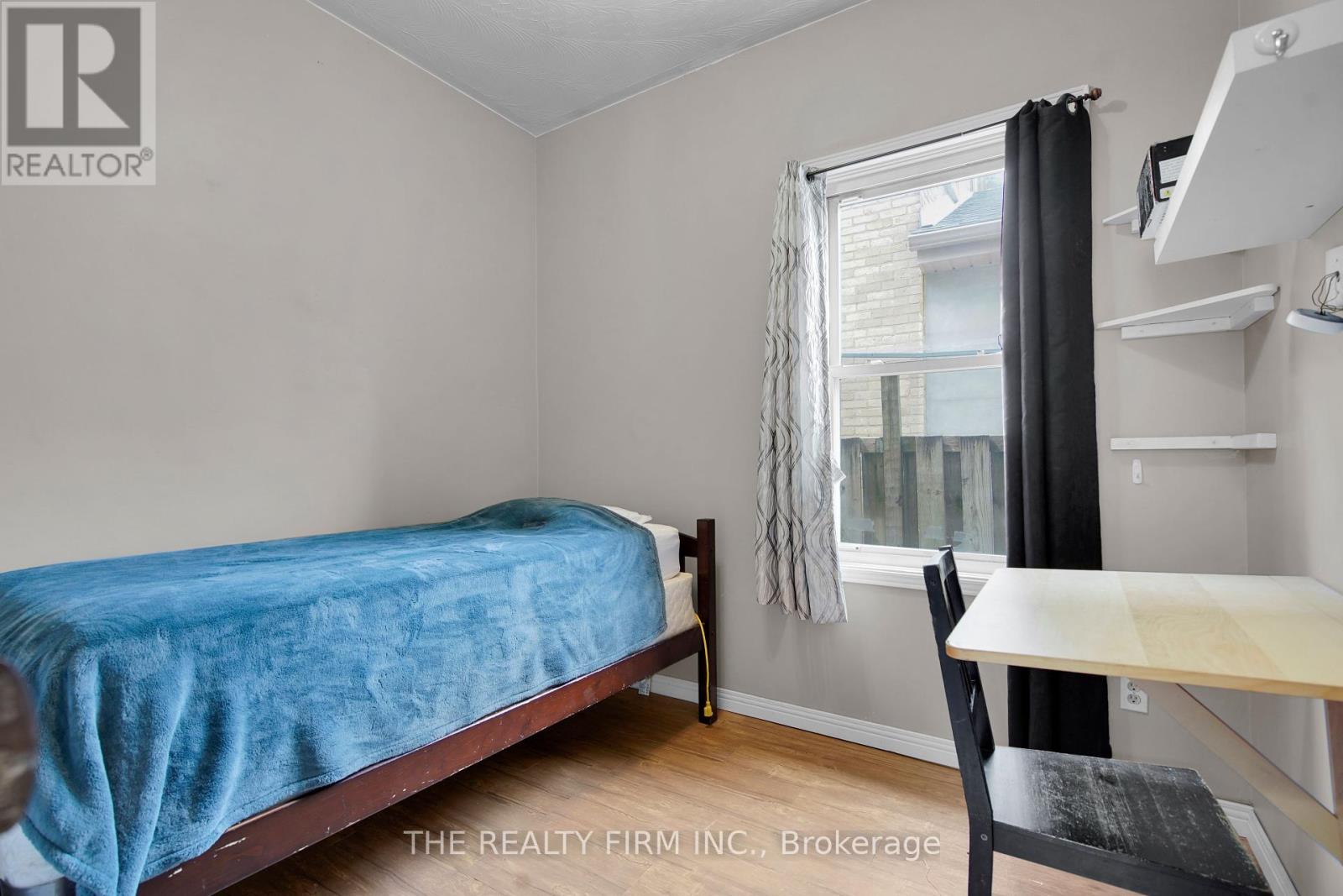524 Simcoe Street, London East, Ontario  N6B 1K4 - Photo 14 - X12114228