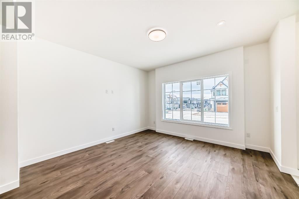 Property at 72 Carringvue Place NW image 5