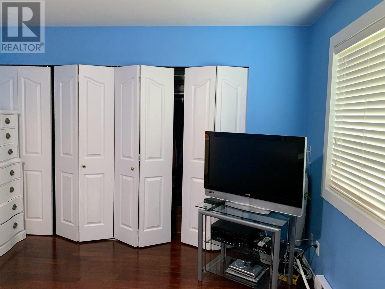 Listing Picture 13 of 21 : 3 3051 SPRINGFIELD DRIVE, Richmond / 烈治文 - 魯藝地產 Yvonne Lu Group - MLS Medallion Club Member