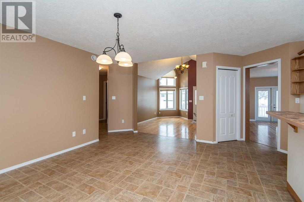 3402 3 Township Road 392, Rural Lacombe County, Alberta  T0M 0X0 - Photo 12 - A2100533