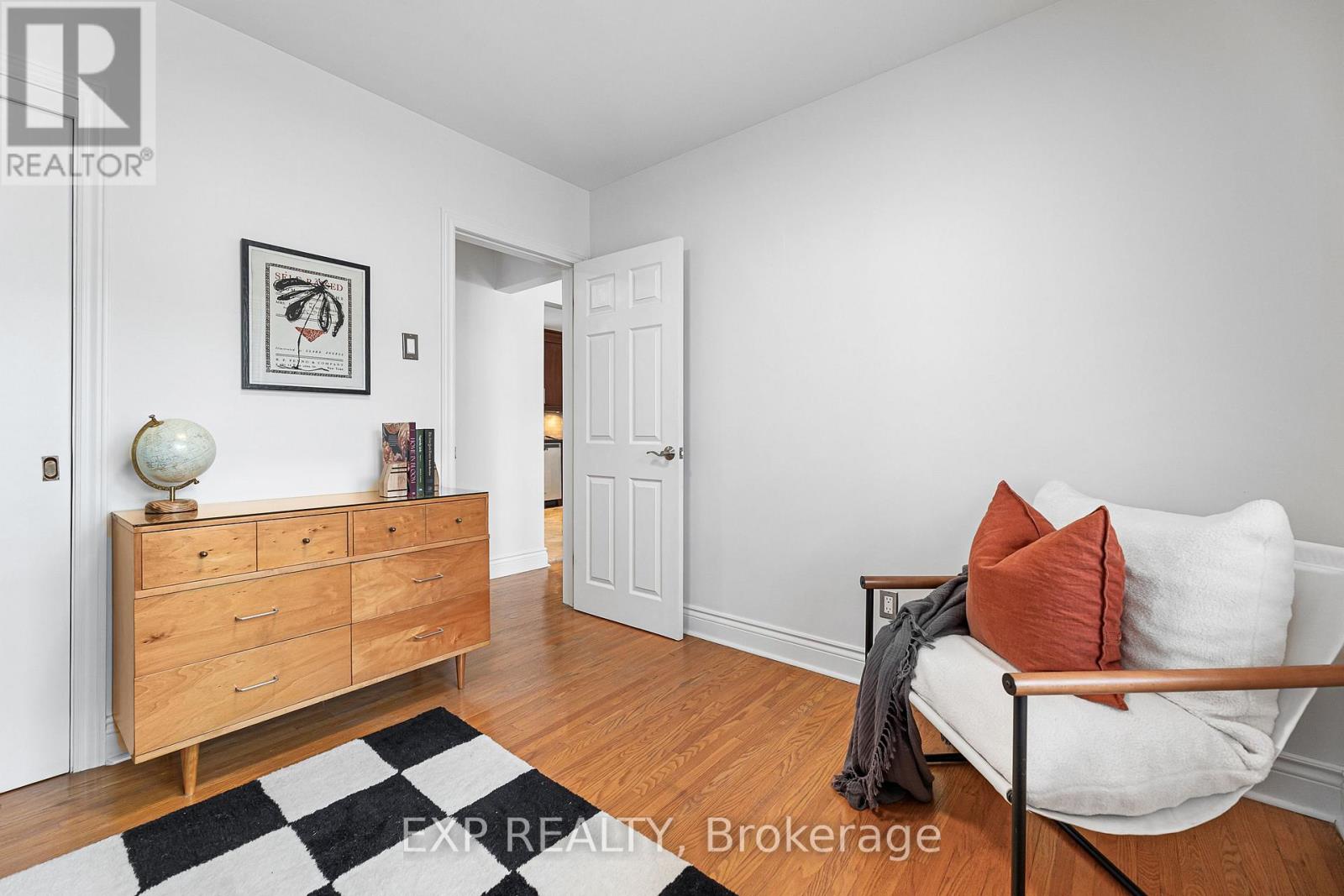 7 Northcrest Road, Toronto (Kingsview Village-The Westway), Ontario  M9R 1P5 - Photo 22 - W12114240