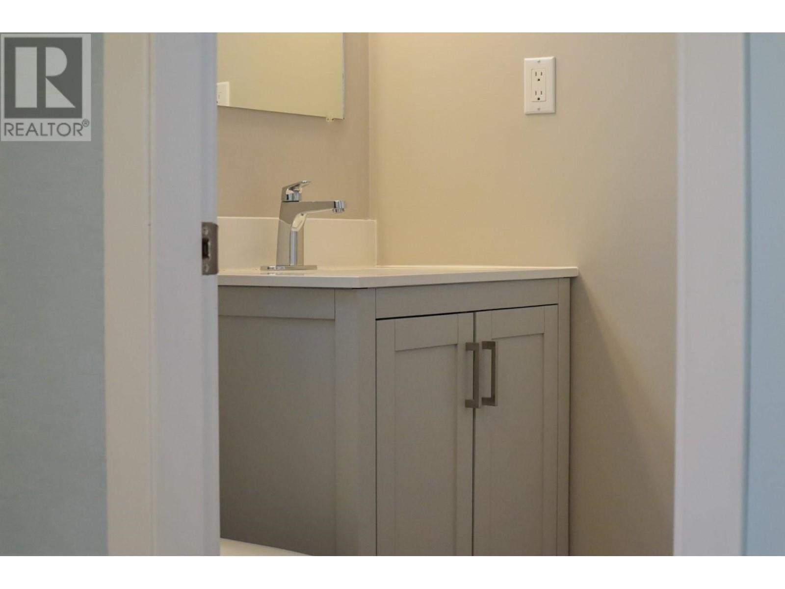 Property at 836 Burns Avenue image 5