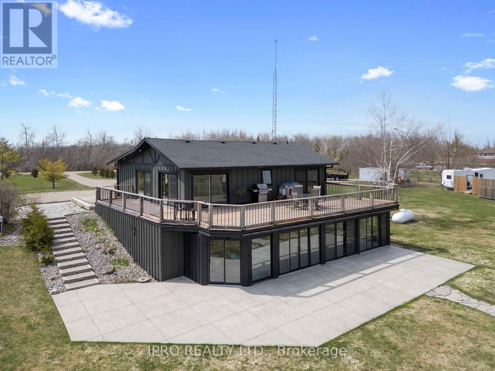 Property at 375721 6TH LINE image 1