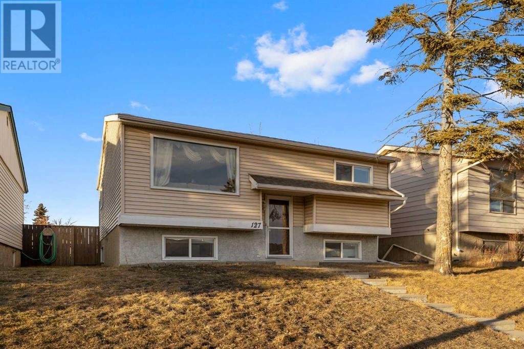 Property at 127 Fallswater Road NE image 1