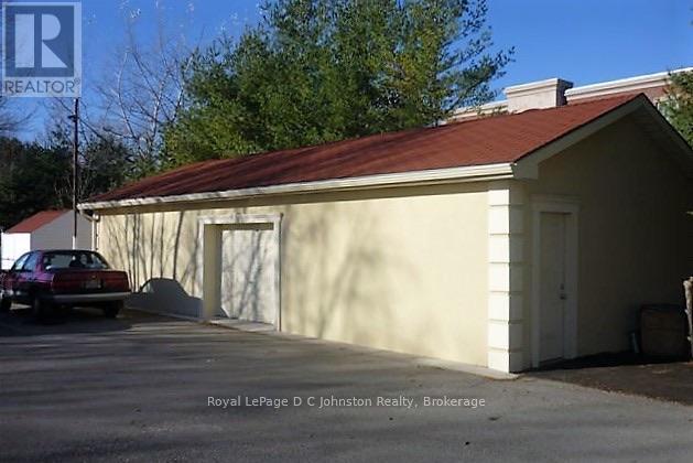 307 - 229 Adelaide Street, Saugeen Shores, Ontario  N0H 2L0 - Photo 24 - X12111130