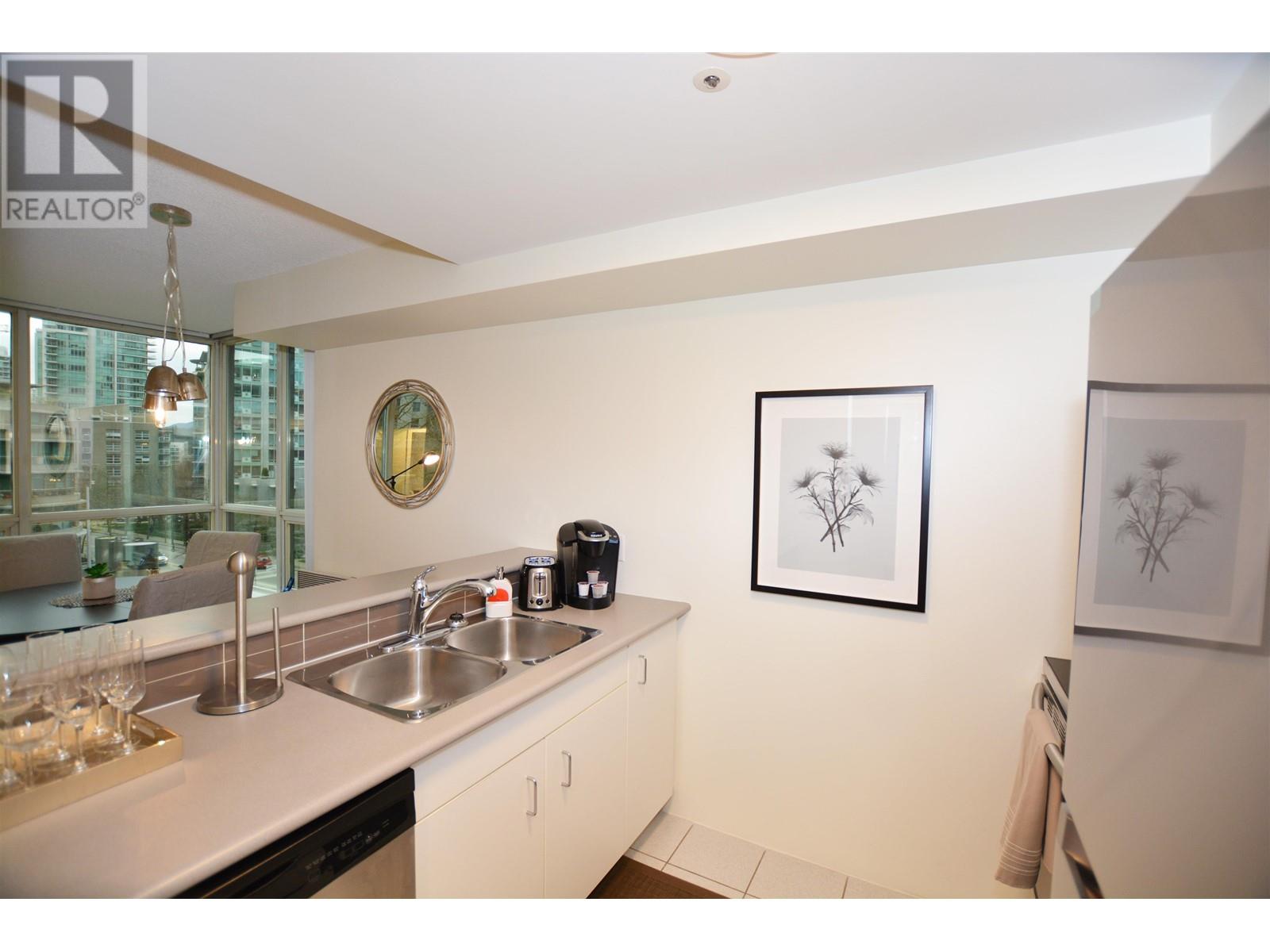 303 588 Broughton Street, Vancouver, British Columbia  V6G 3E3 - Photo 8 - R2996142