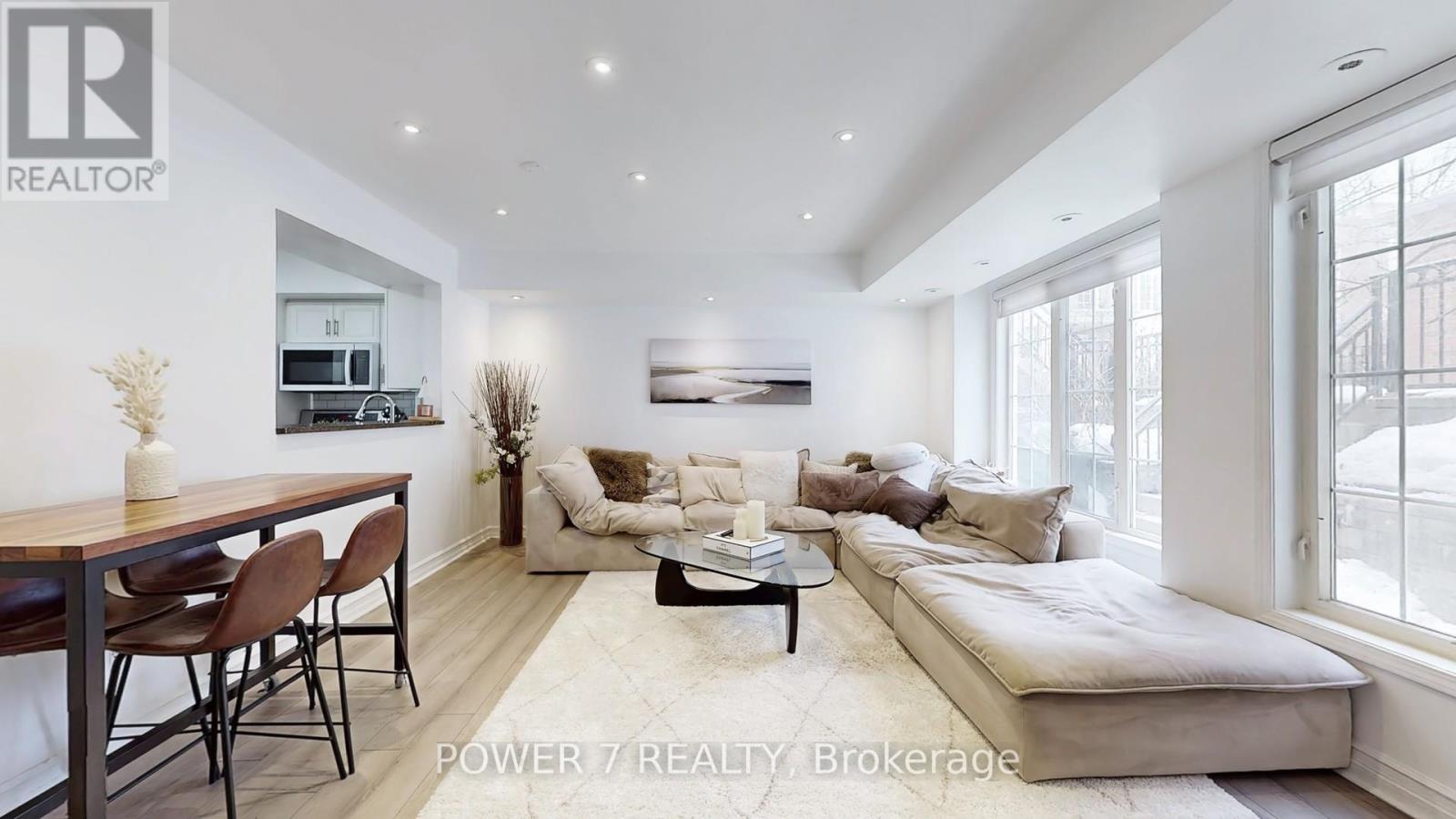 Property at 152 - 3 EVERSON DRIVE image 1