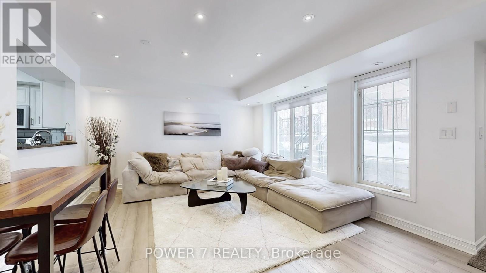 Property at 152 - 3 EVERSON DRIVE image 3